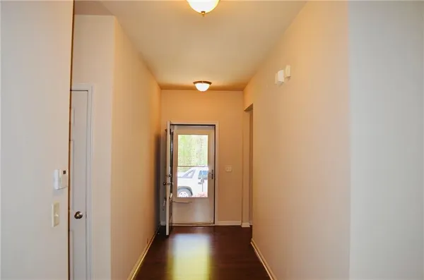$1,950 | 7931 Bluefin Trail, Union City, GA 30291