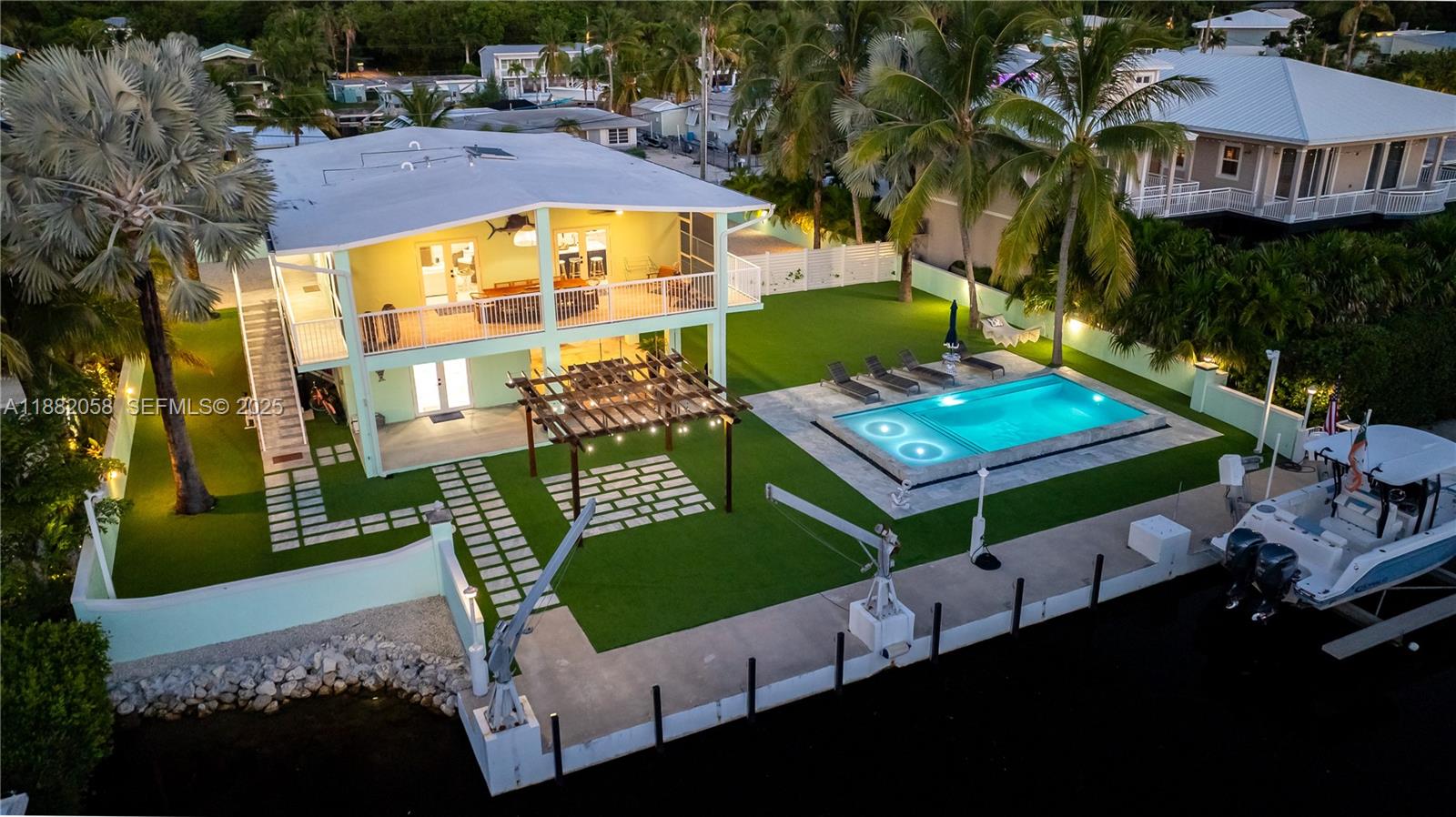 889 Ellen Drive Key Largo, FL 33037 - Photo 54 of 57 a view of an outdoor space yard