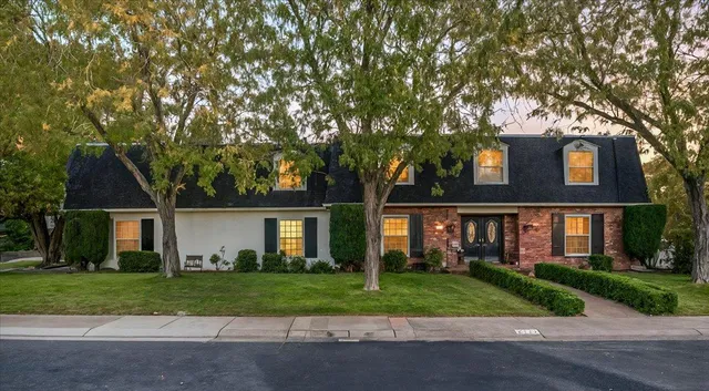 front view of house with a yard