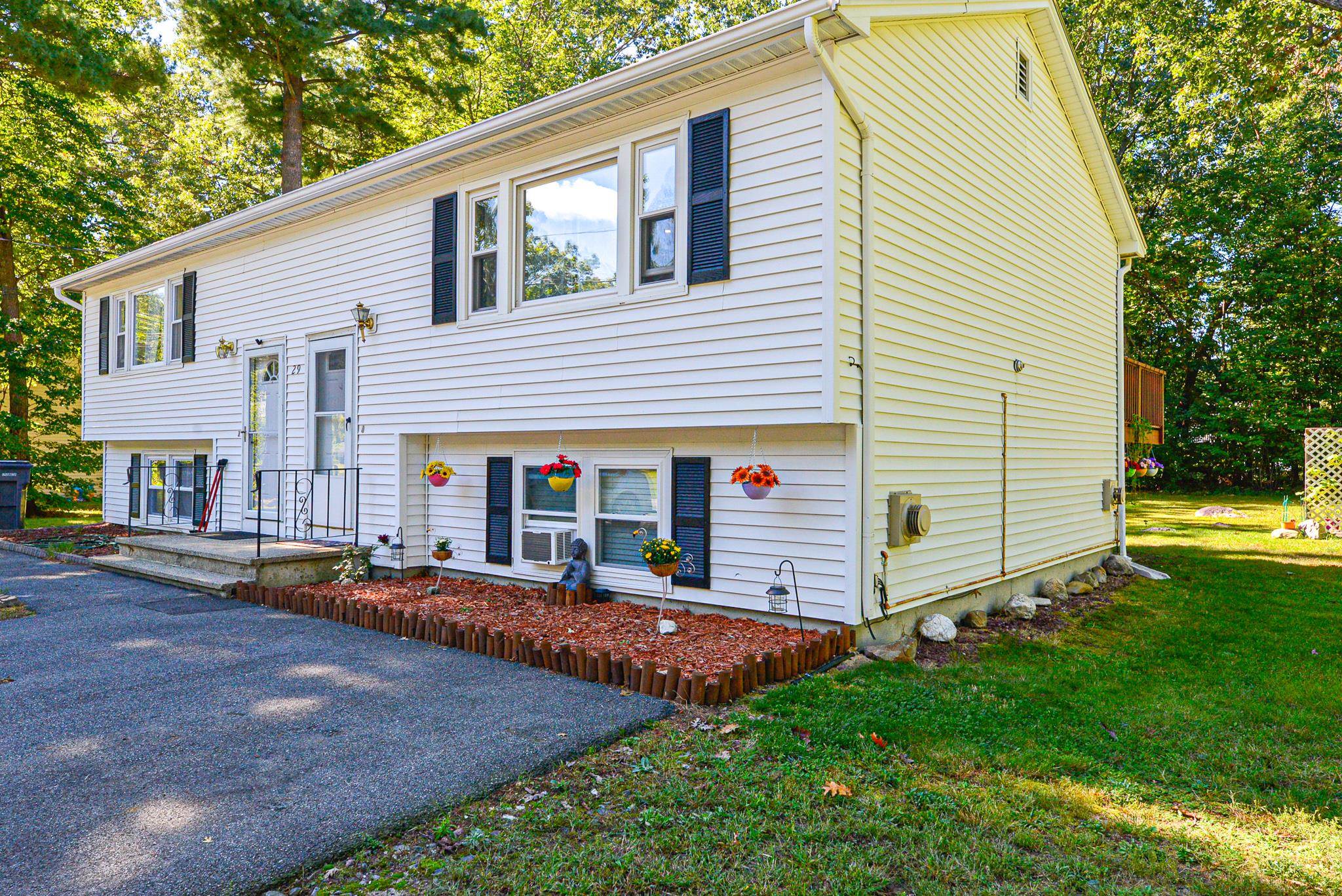 29 Derryfield Road, Unit R Derry, NH 03038 - Photo 1 of 37