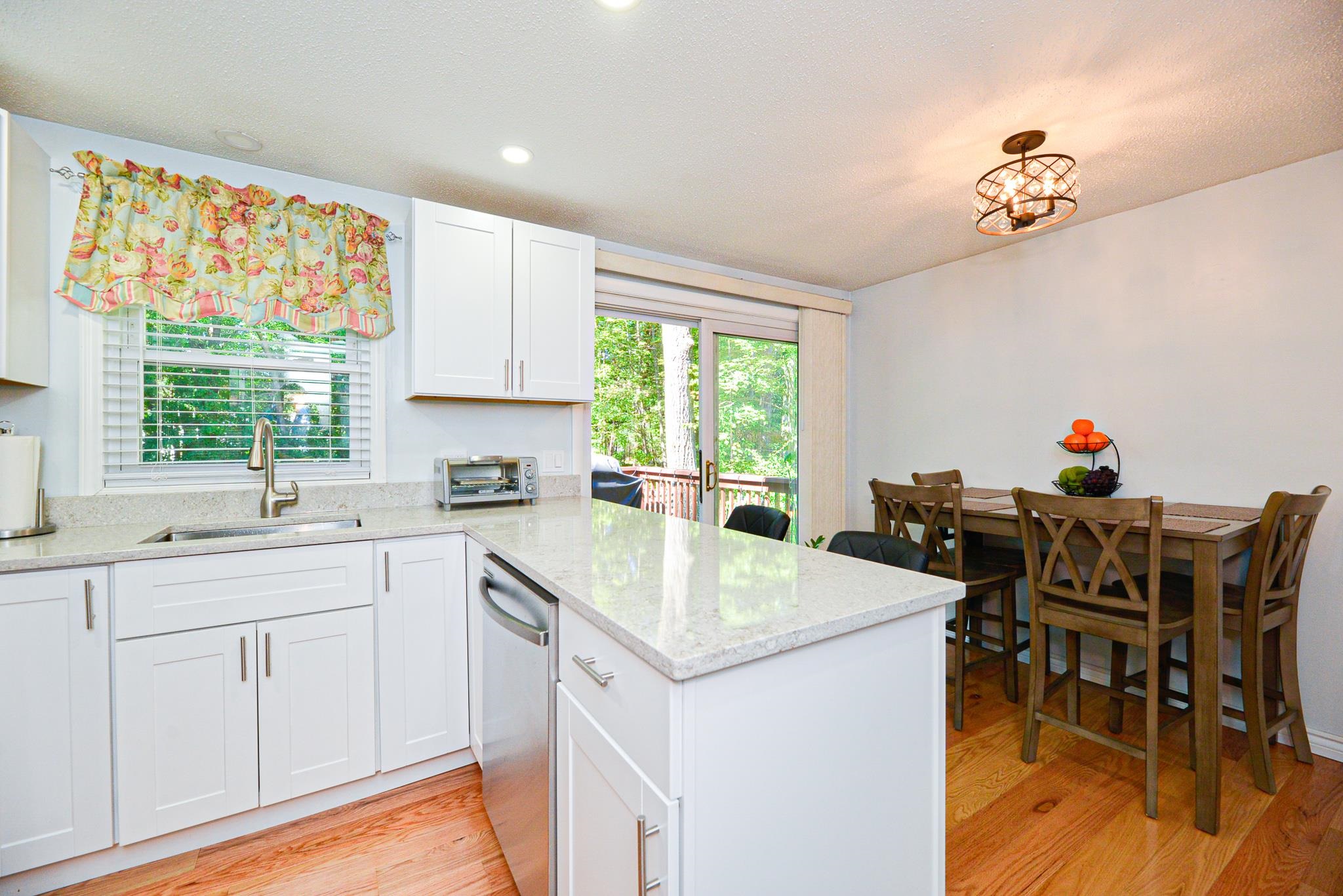 29 Derryfield Road, Unit R Derry, NH 03038 - Photo 6 of 37