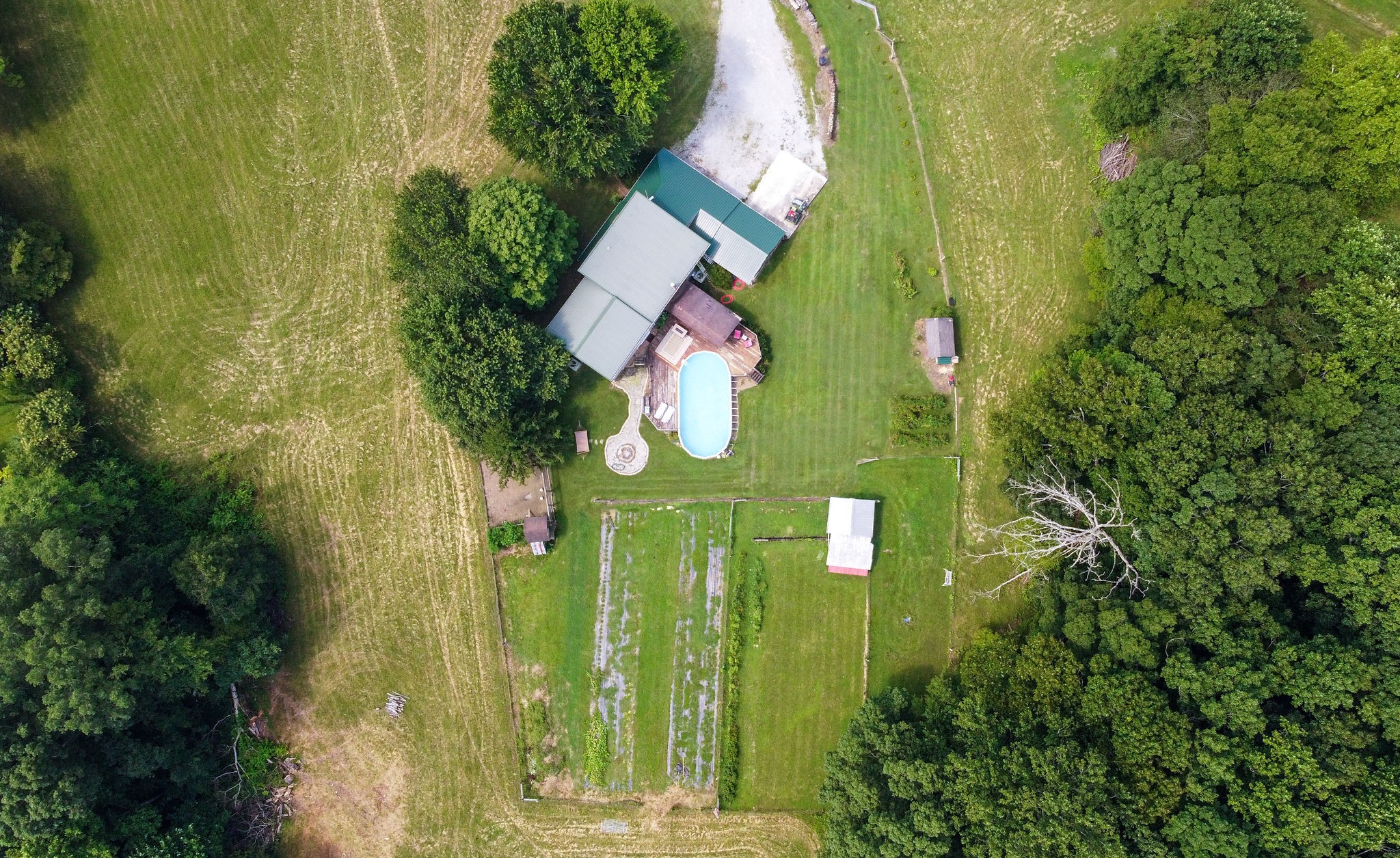 1084 Perry Road Manchester, TN 37355 - Photo 17 of 36