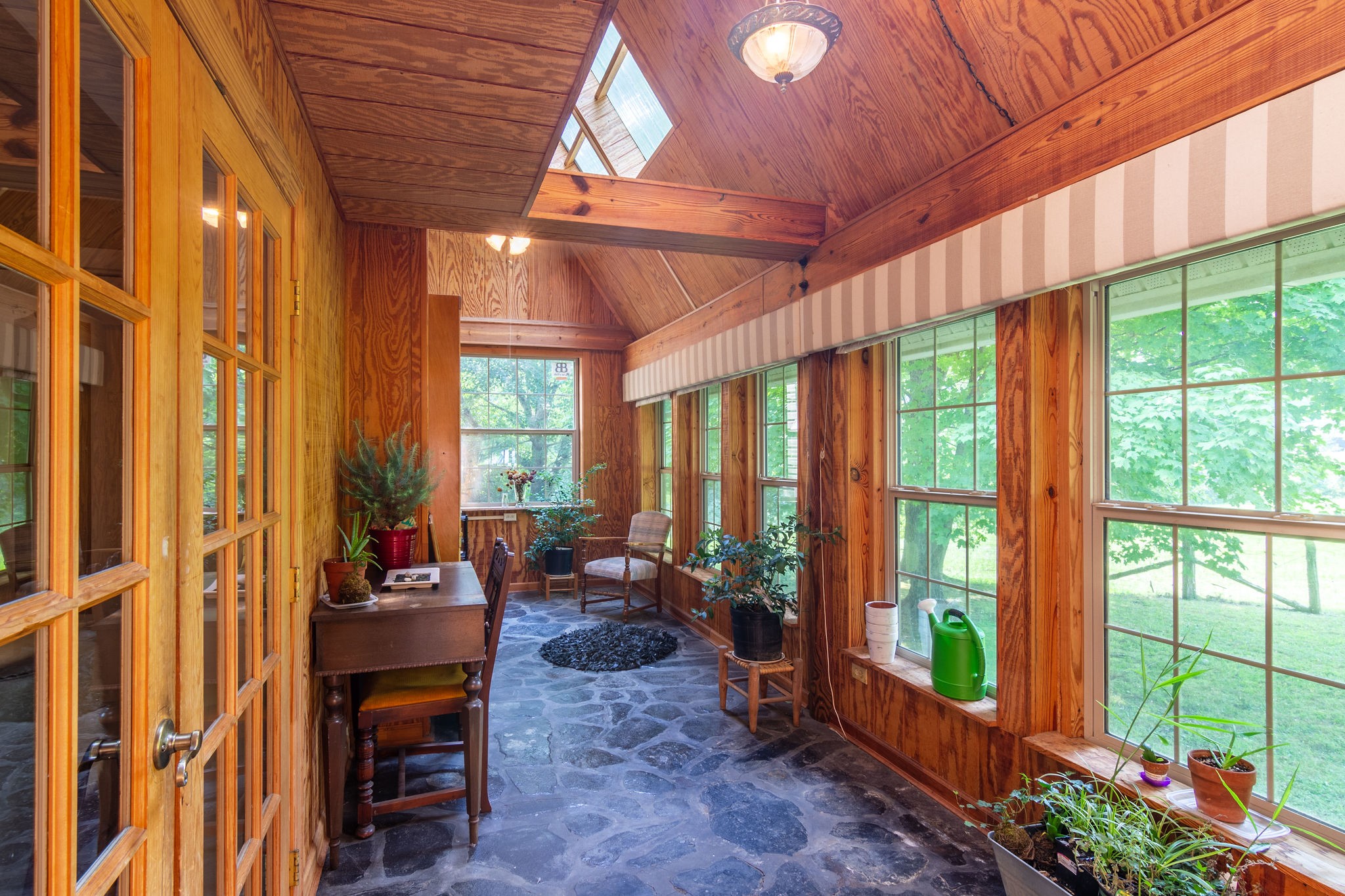 1084 Perry Road Manchester, TN 37355 - Photo 34 of 36