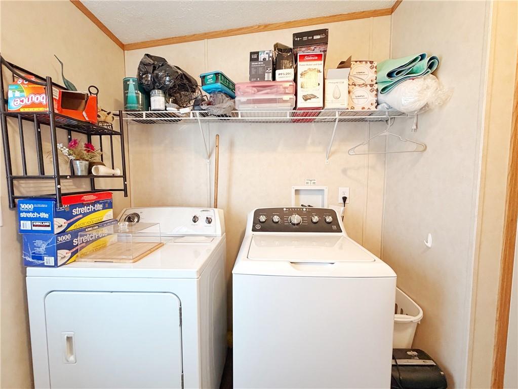 137 York Road Cranberry Township, PA 16066 - Photo 35 of 44 a utility room with dryer and washer