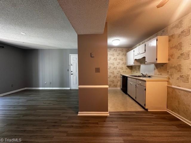 5611 Hornaday Road, Unit L Greensboro, NC 27409 - Photo 9 of 19