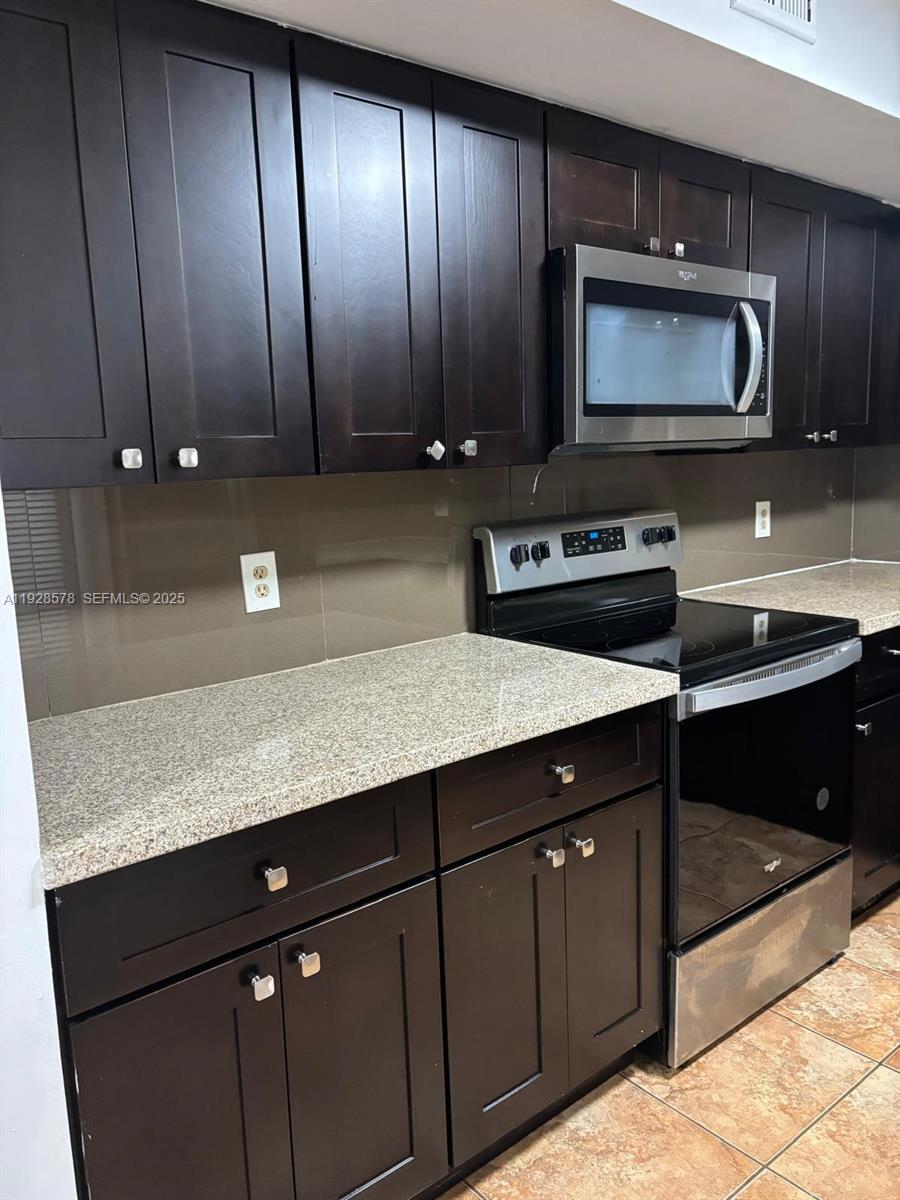 2000 Northwest 119th Street, Unit 904 Miami, FL 33167 - Photo 2 of 12