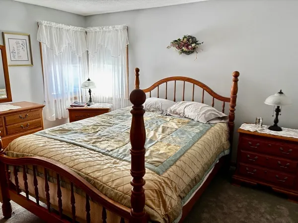 $320,000 | 30 Catherine Street, Chicopee, MA 01013