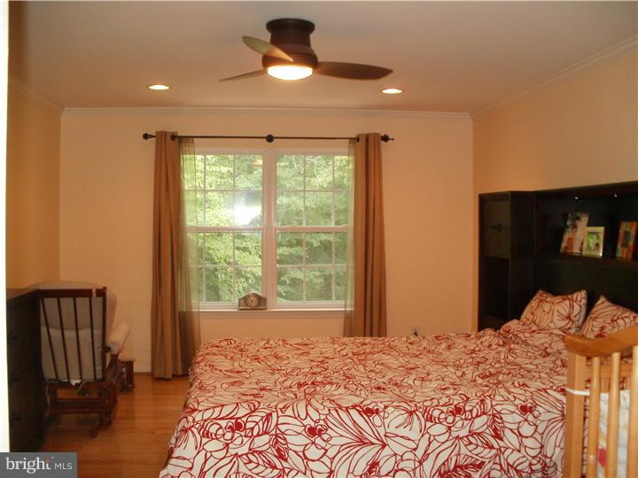 51 Warwick Road Princeton Junction, NJ 08550 - Photo 11 of 18 Bedroom - Main