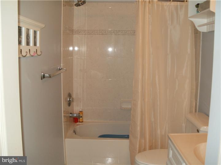 51 Warwick Road Princeton Junction, NJ 08550 - Photo 15 of 18 Bathroom