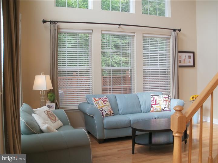 51 Warwick Road Princeton Junction, NJ 08550 - Photo 4 of 18 Living Room