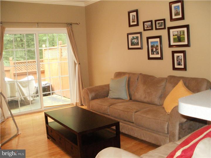 51 Warwick Road Princeton Junction, NJ 08550 - Photo 9 of 18 Family Room