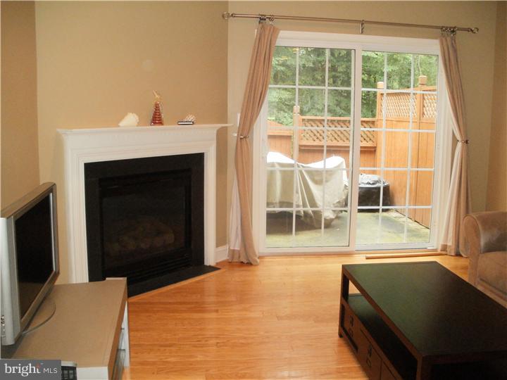 51 Warwick Road Princeton Junction, NJ 08550 - Photo 10 of 18 Family Room
