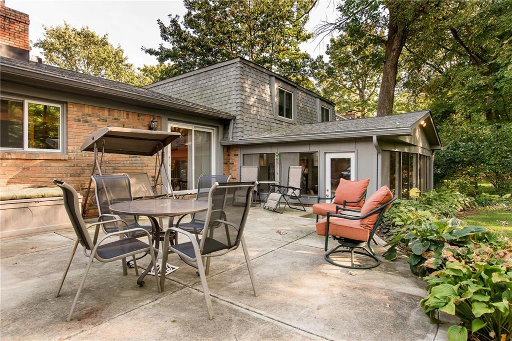 8950 Shagbark Road Indianapolis, IN 46260 - Photo 21 of 24 Gallery Image 21