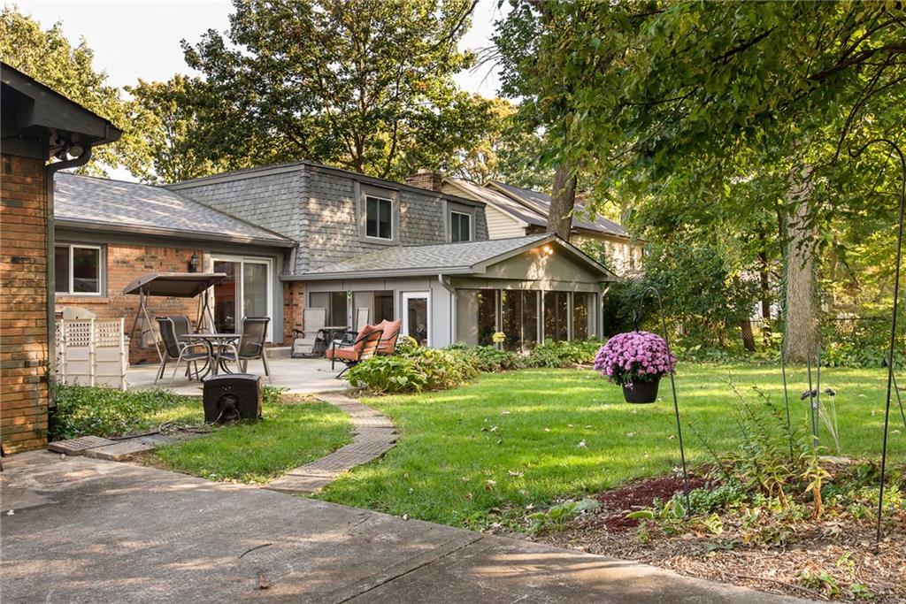 8950 Shagbark Road Indianapolis, IN 46260 - Photo 23 of 24 Gallery Image 23