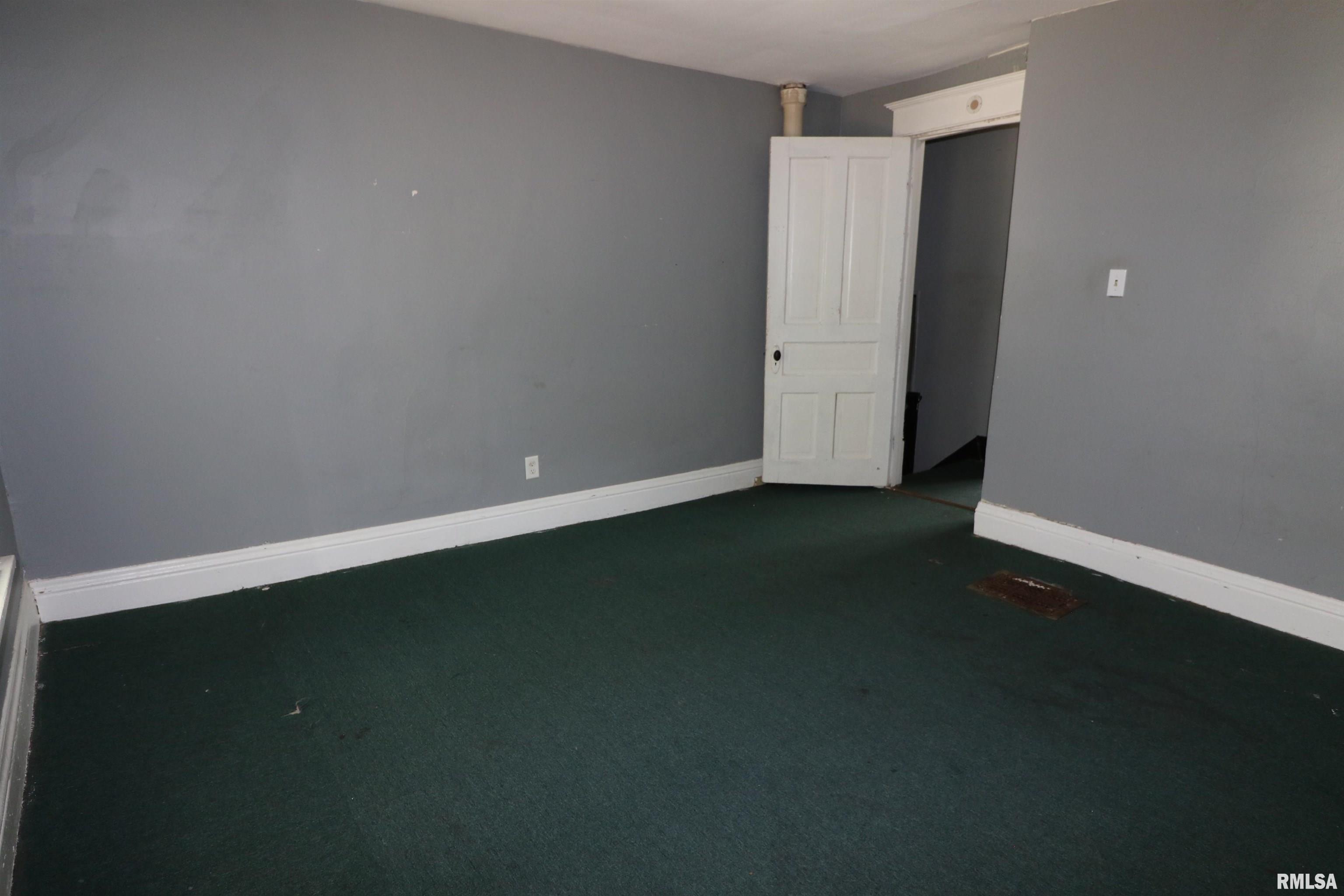 1710 North Machin Avenue Peoria, IL 61604 - Photo 14 of 17