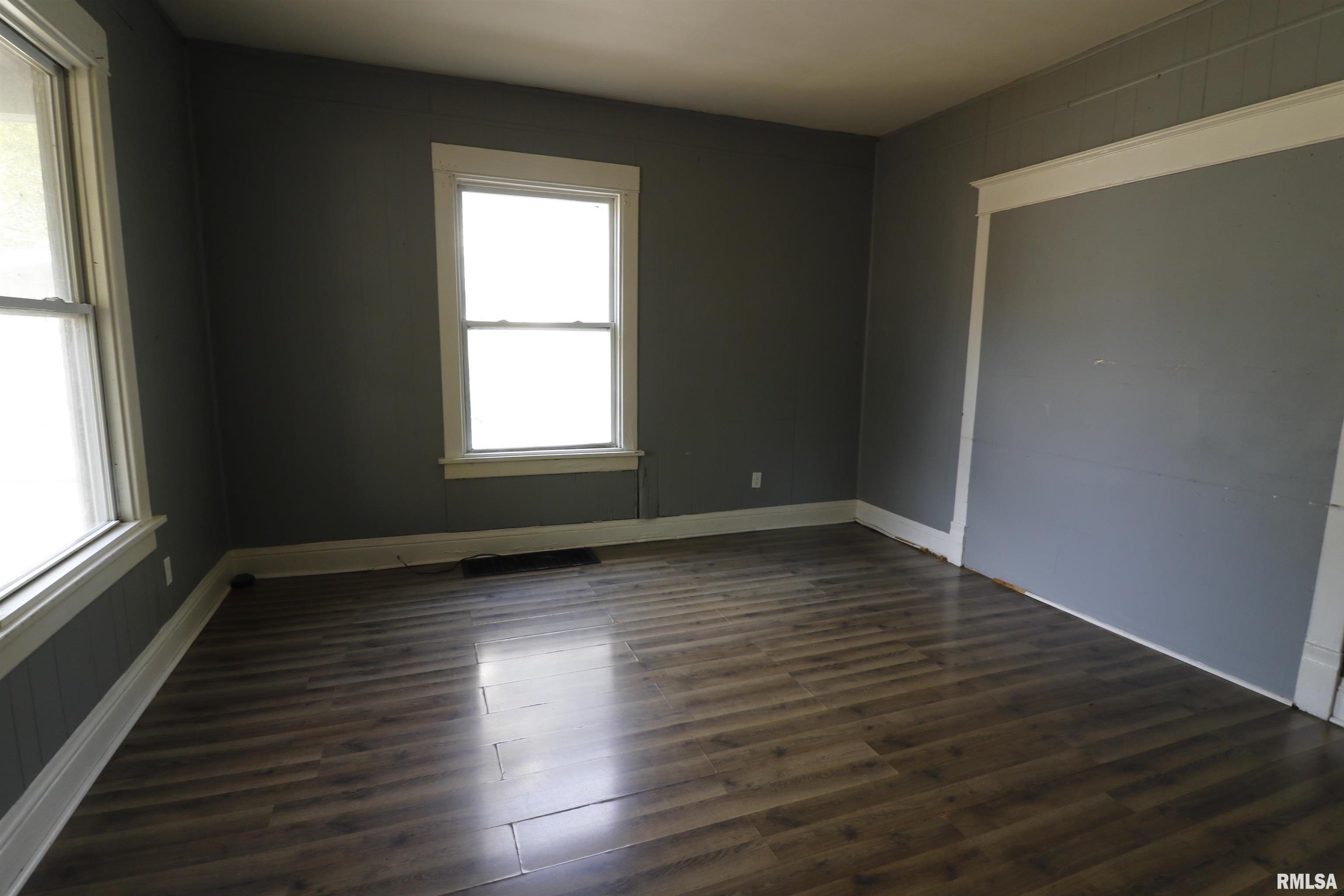 1710 North Machin Avenue Peoria, IL 61604 - Photo 3 of 17