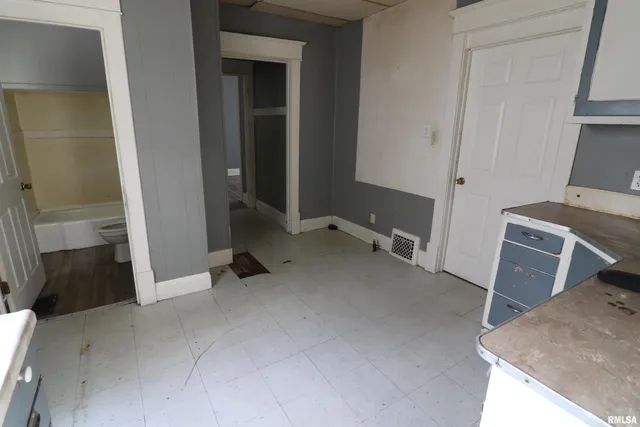 $35,000 | 1710 North Machin Avenue, Peoria, IL 61604