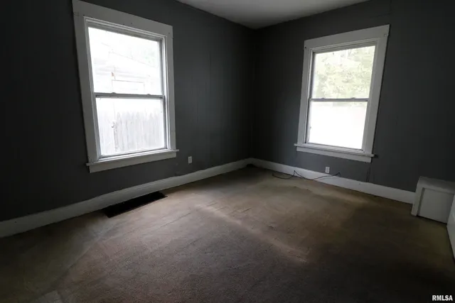 $35,000 | 1710 North Machin Avenue, Peoria, IL 61604