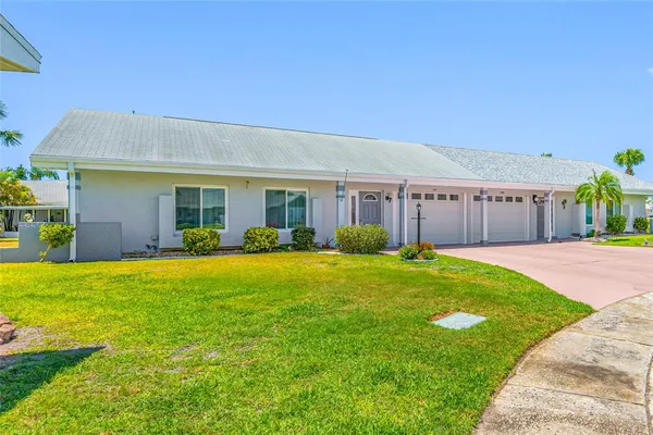 $184,900 | 1311 Lambdeth Court, Sun City Center, FL 33573