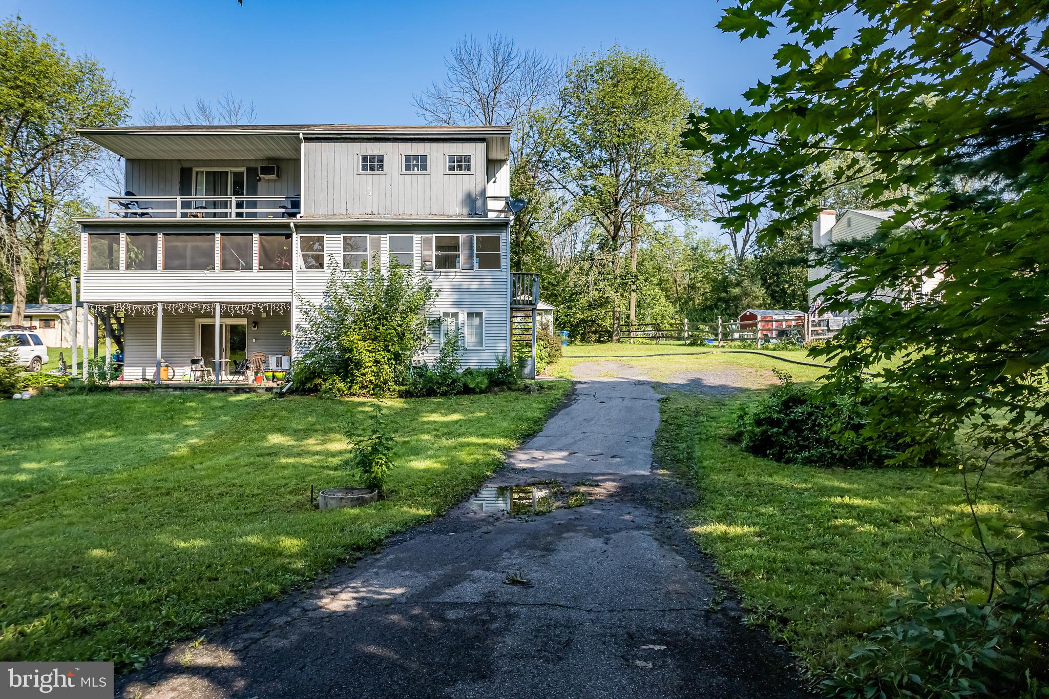 1393 North Valley Road Pottstown, PA 19464 - Photo 2 of 25 Terrific Investment Opportunity!