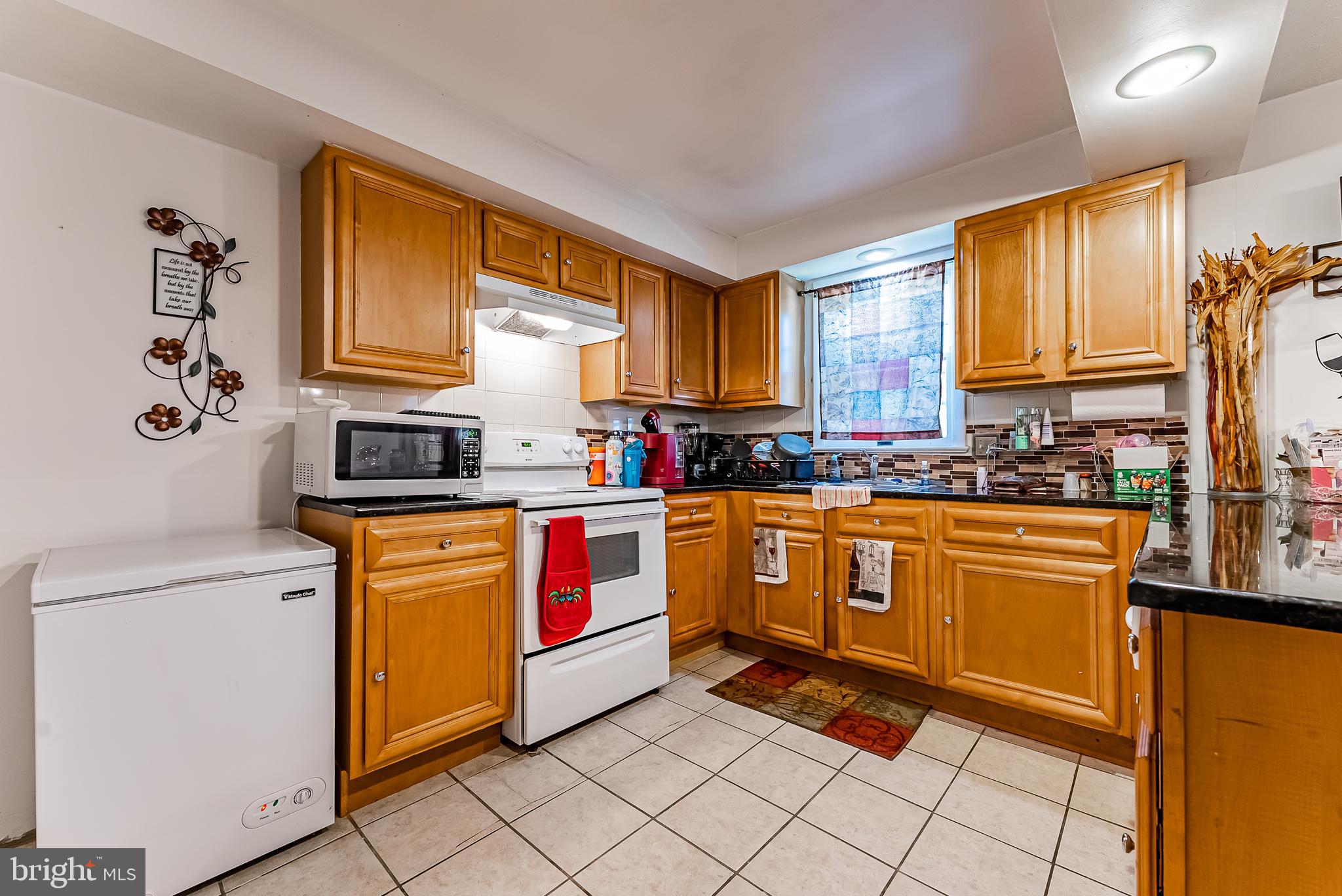 1393 North Valley Road Pottstown, PA 19464 - Photo 11 of 25 Spacious kitchen with plenty of cabinetry