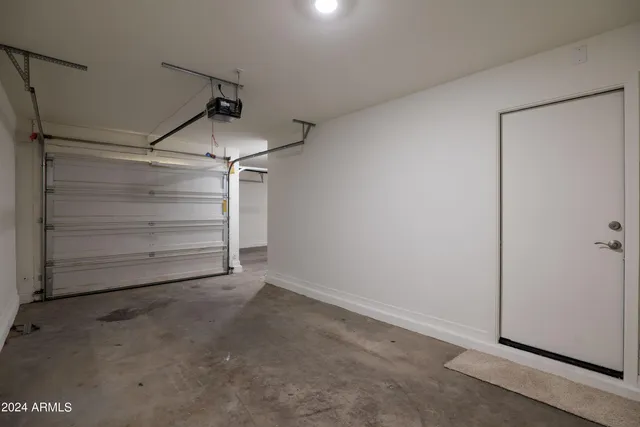 $410,000 | 3911 South 79th Lane, Phoenix, AZ 85043