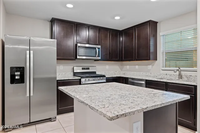 $410,000 | 3911 South 79th Lane, Phoenix, AZ 85043