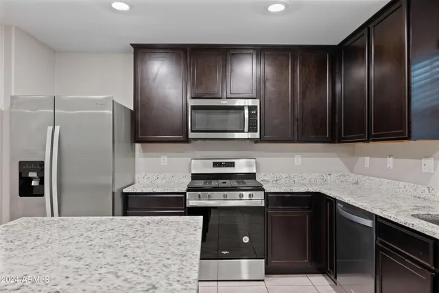 $410,000 | 3911 South 79th Lane, Phoenix, AZ 85043