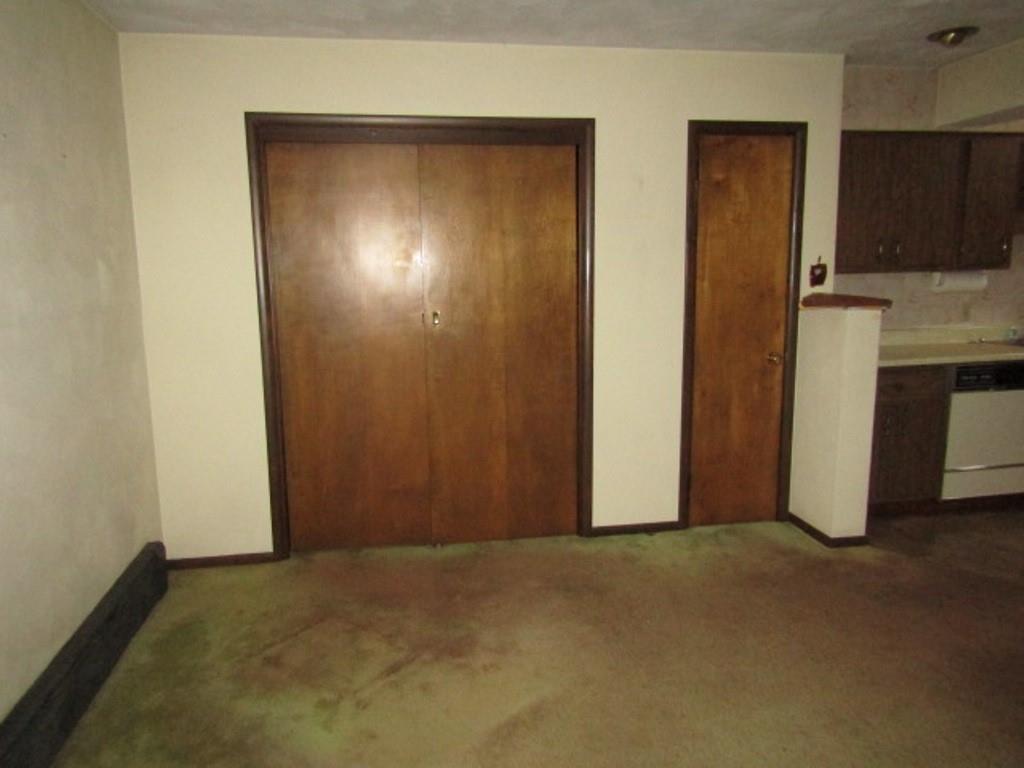 2869 Fernwald Road Pittsburgh, PA 15217 - Photo 13 of 23 Gallery Image 13