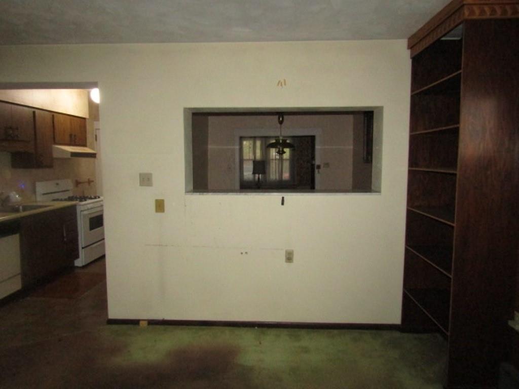 2869 Fernwald Road Pittsburgh, PA 15217 - Photo 14 of 23 Gallery Image 14