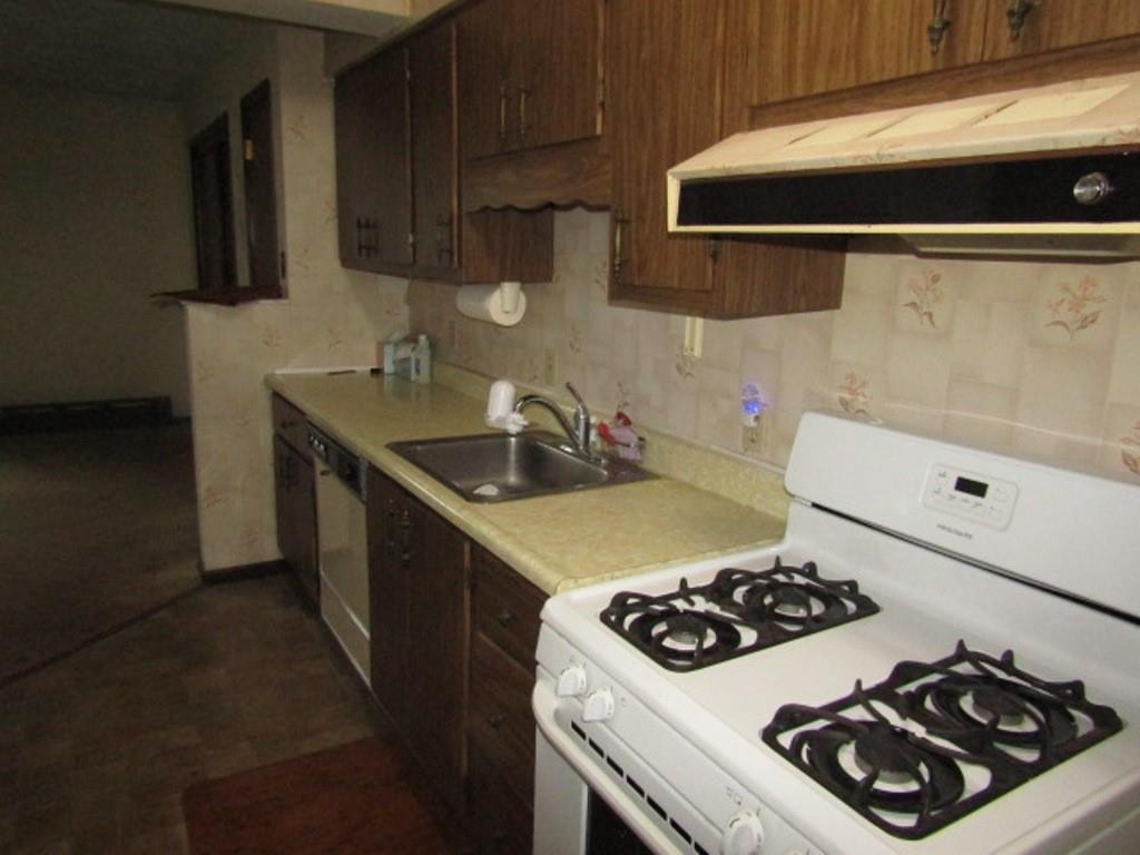2869 Fernwald Road Pittsburgh, PA 15217 - Photo 10 of 23 Gallery Image 10
