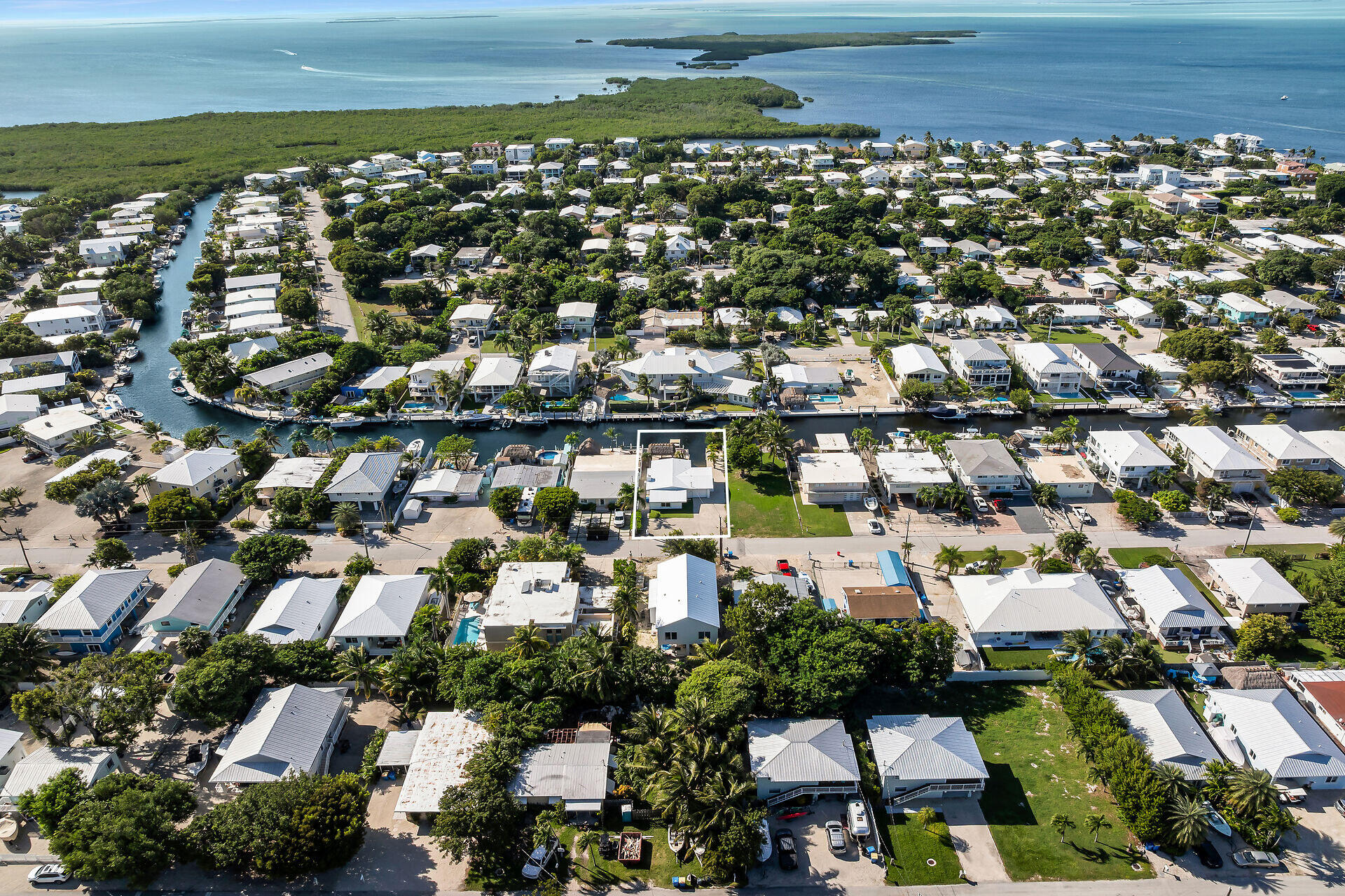 251 Azalea Street Tavernier, FL 33070 - Photo 52 of 58 Fantastic neighborhood