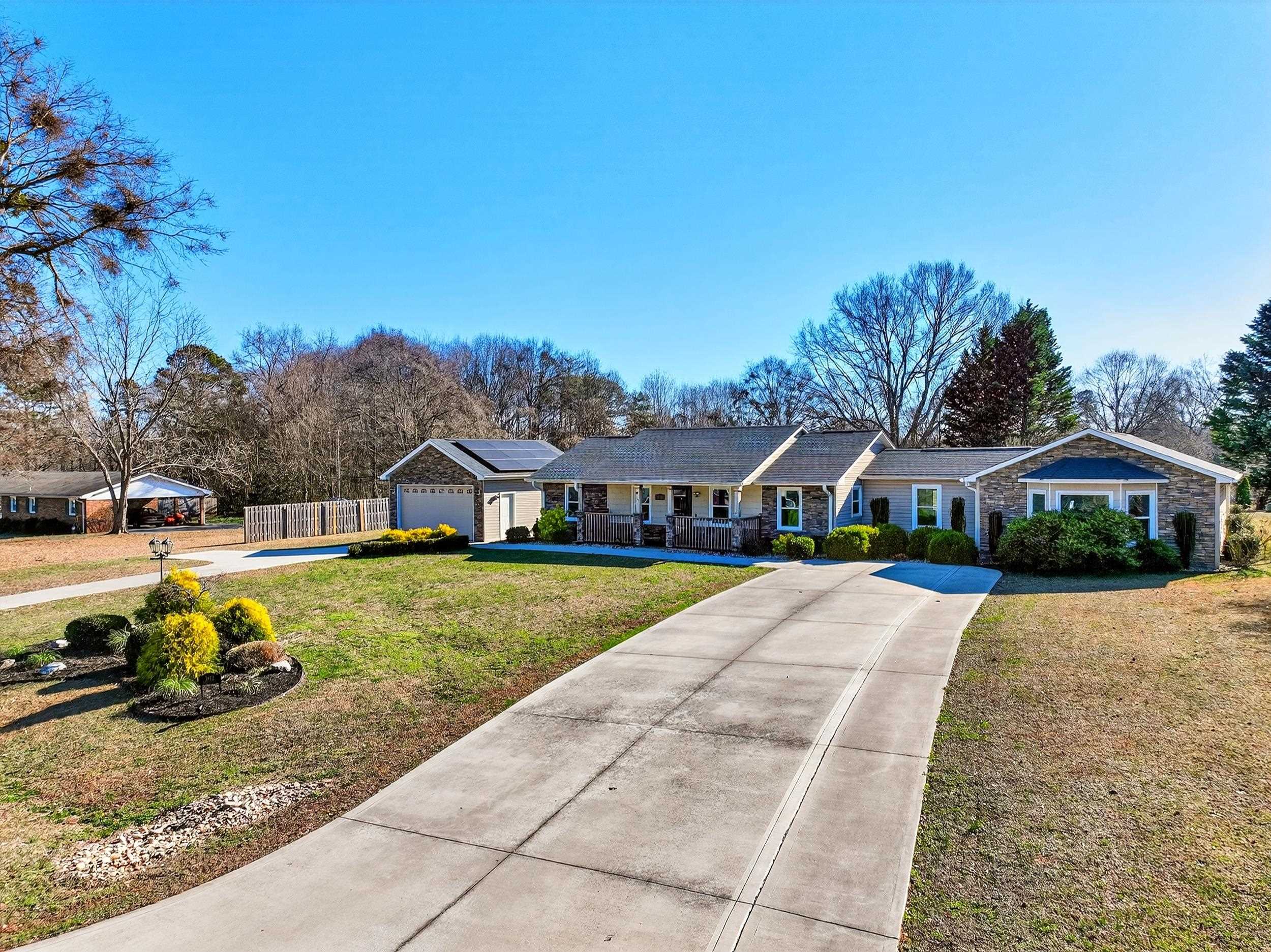 1012 Berry Drive Boiling Springs, SC 29316 - Photo 31 of 34