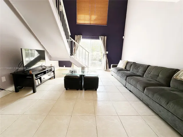 $205,000 | 8550 Southwest 109th Avenue, Unit 5217, Miami, FL 33173