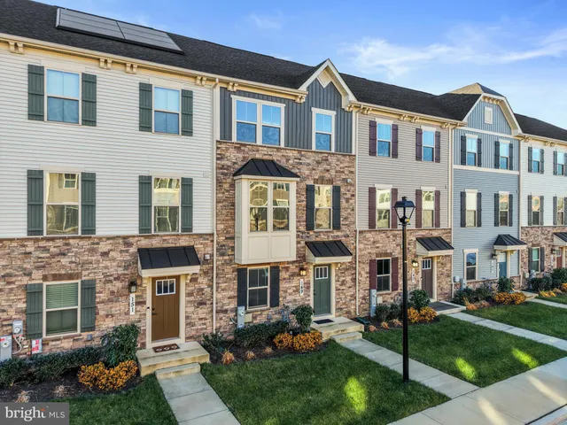 $300,000 | 149 Lyons Creek Drive, Laurel, MD 20708