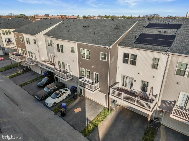 $300,000 | 149 Lyons Creek Drive, Laurel, MD 20708