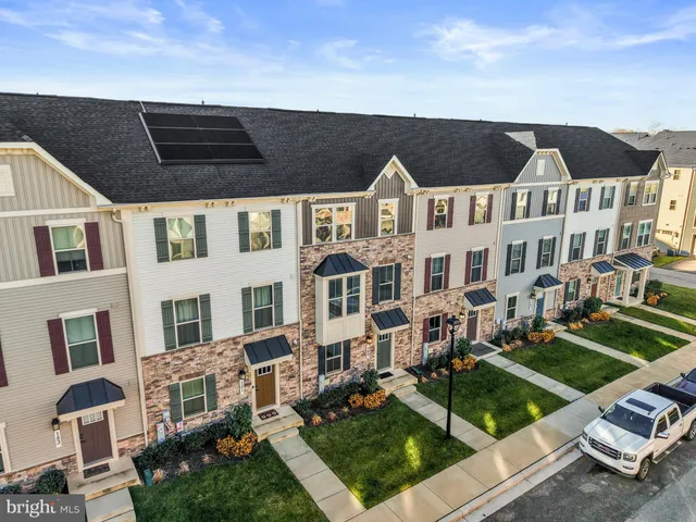 $300,000 | 149 Lyons Creek Drive, Laurel, MD 20708