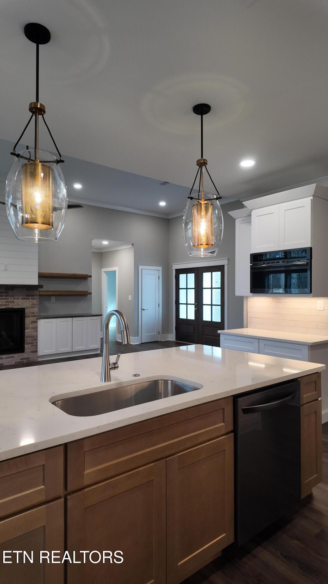 301 Seminole Trace Loudon, TN 37774 - Photo 16 of 42 DJI_20251206110827_0111_D