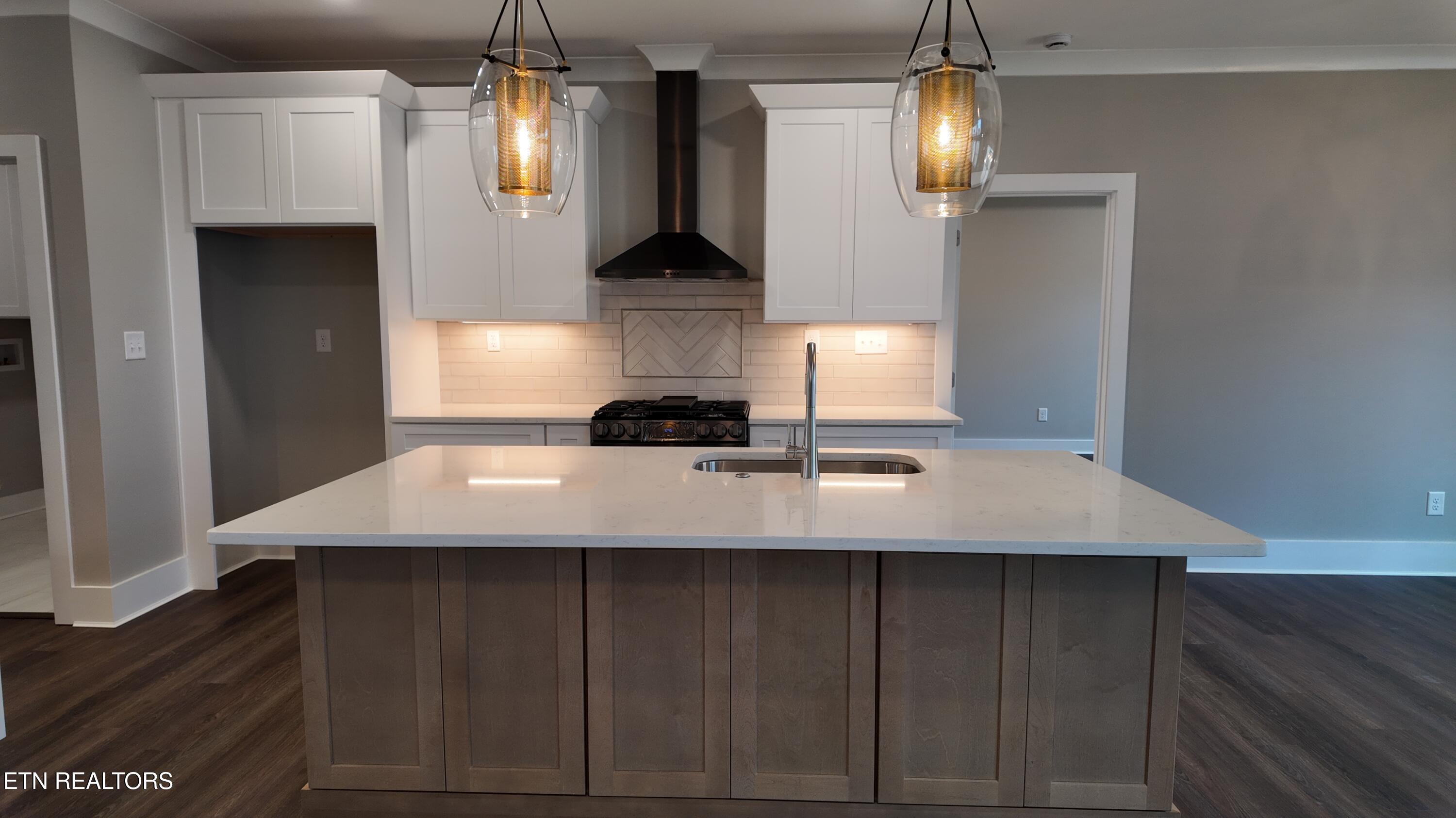 301 Seminole Trace Loudon, TN 37774 - Photo 18 of 42 DJI_20251206105817_0076_D