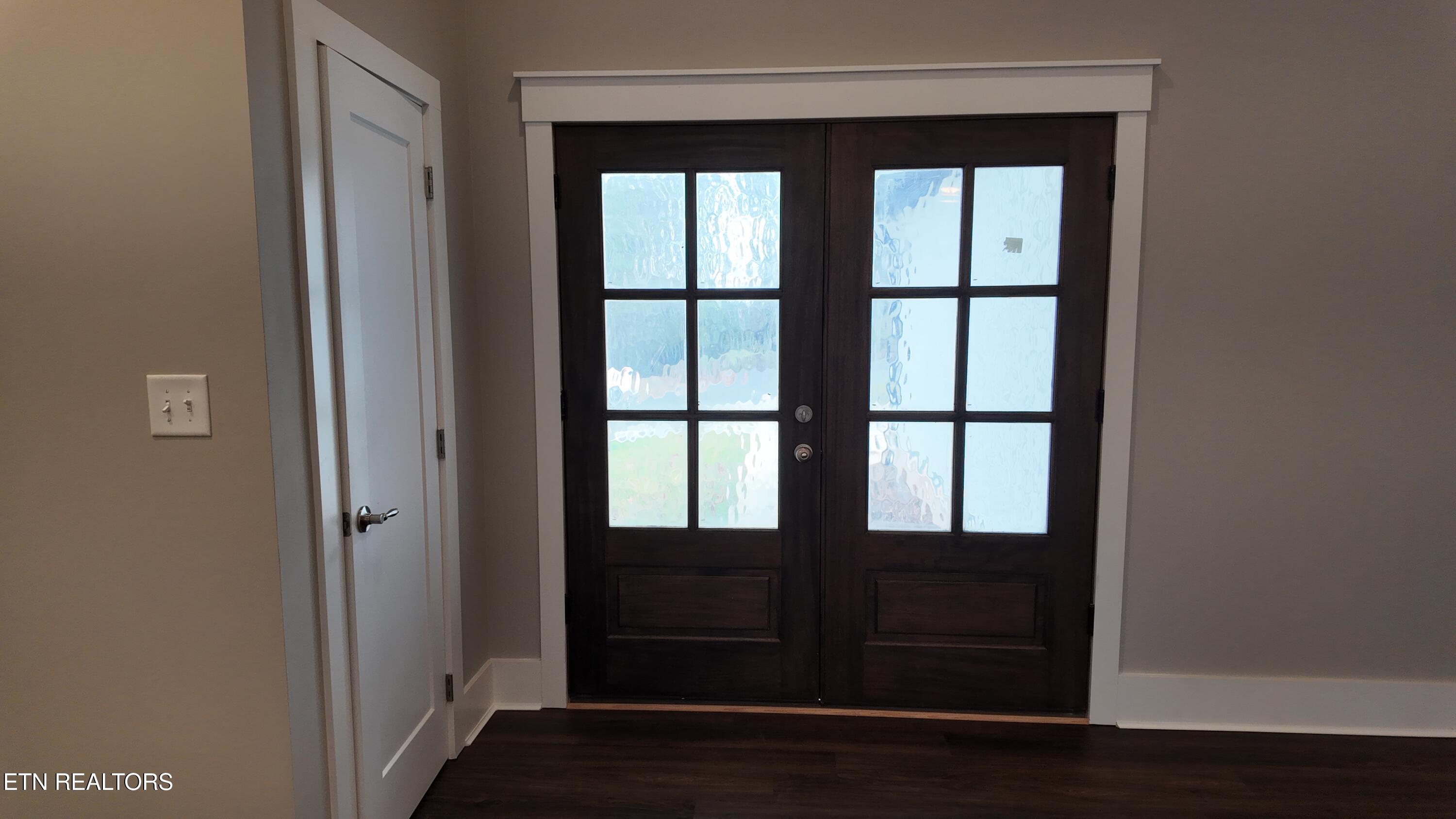 301 Seminole Trace Loudon, TN 37774 - Photo 29 of 48 DJI_20251206105944_0082_D