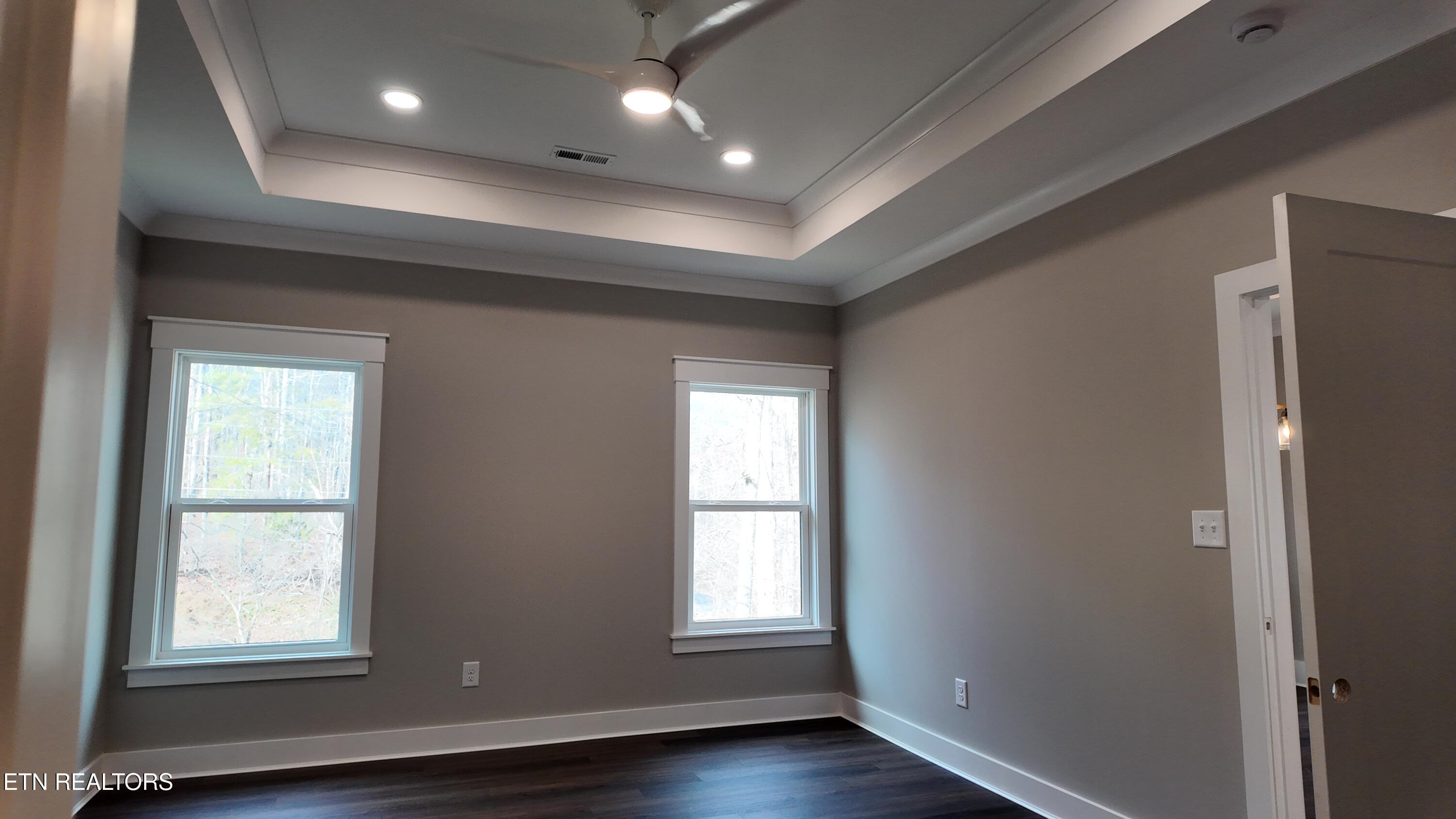 301 Seminole Trace Loudon, TN 37774 - Photo 36 of 48 DJI_20251206105715_0072_D