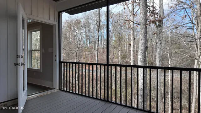 $749,900 | 301 Seminole Trace, Loudon, TN 37774
