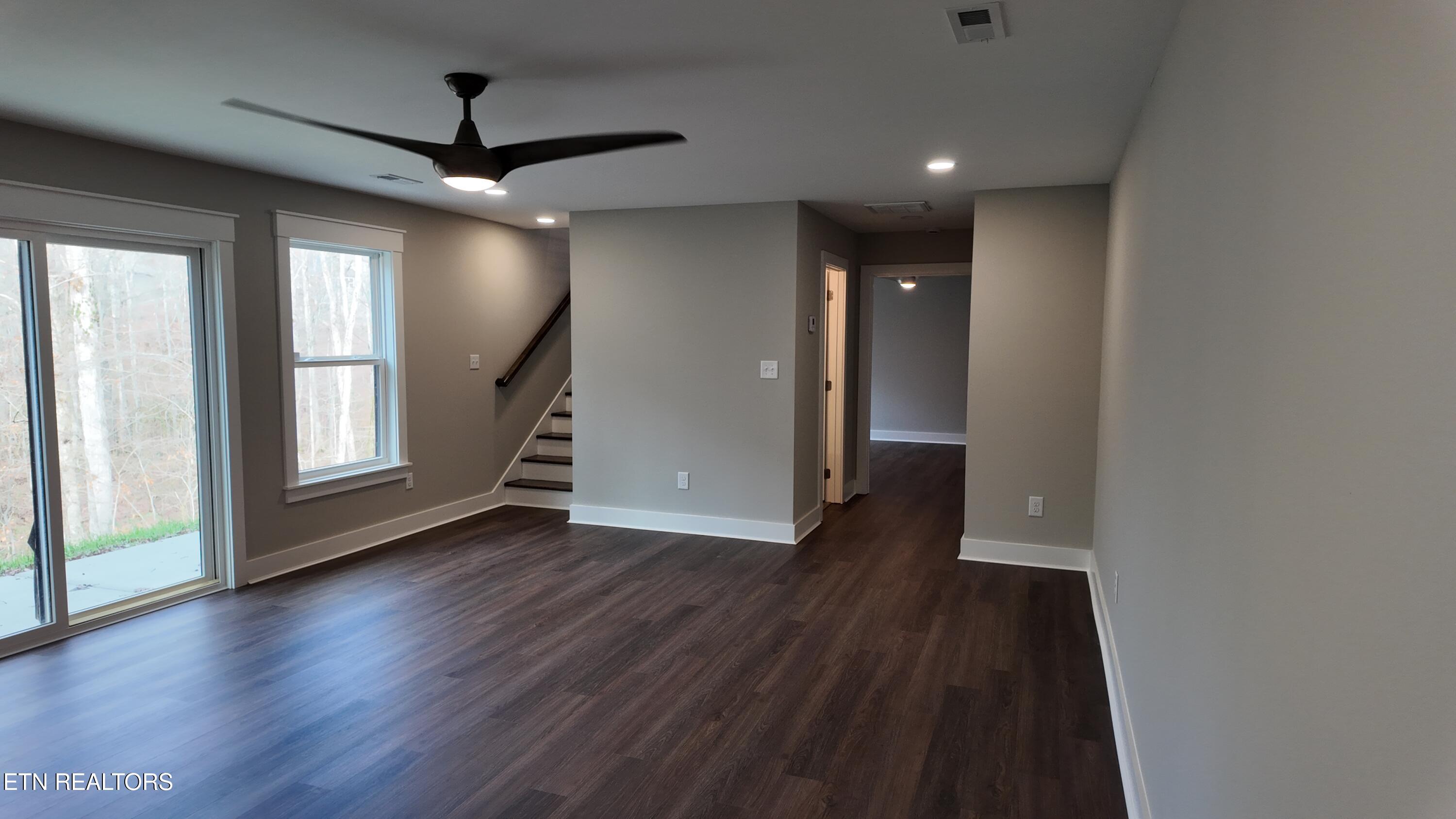 301 Seminole Trace Loudon, TN 37774 - Photo 42 of 48 DJI_20251206110405_0093_D