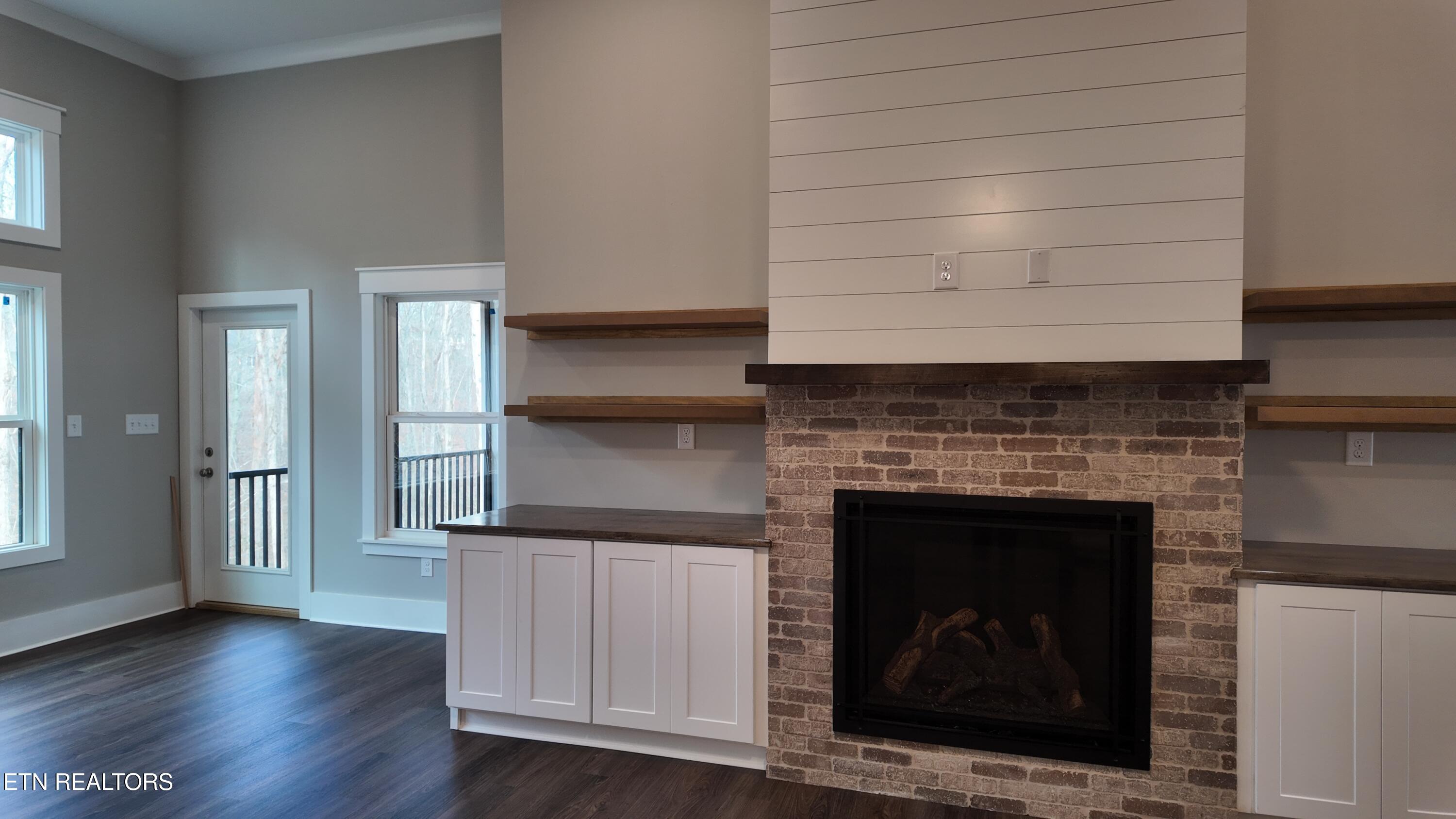 301 Seminole Trace Loudon, TN 37774 - Photo 10 of 48 DJI_20251206105910_0080_D