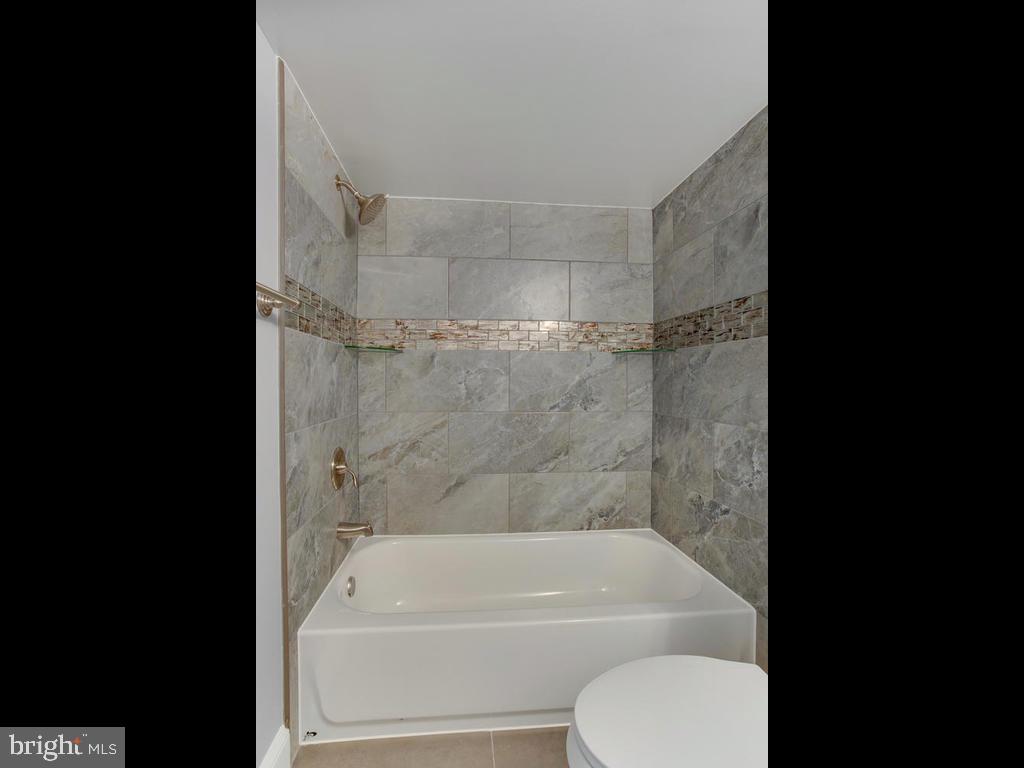21 Homeland Road Pasadena, MD 21122 - Photo 24 of 41 Gallery Image 24