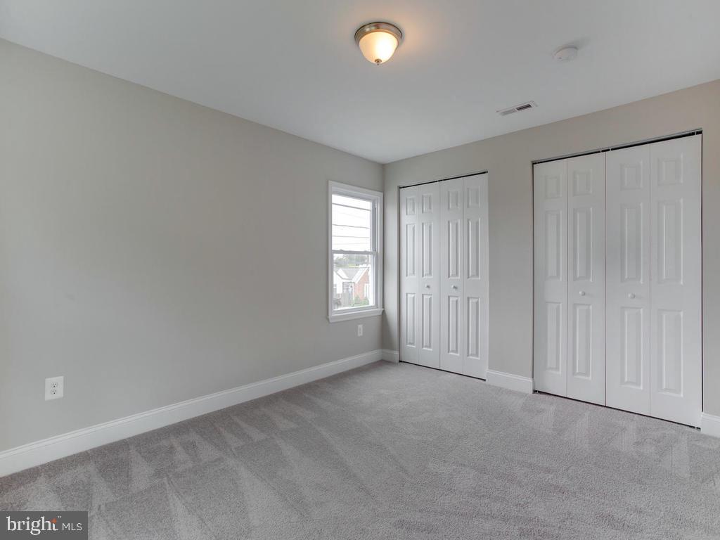 21 Homeland Road Pasadena, MD 21122 - Photo 33 of 41 Gallery Image 33