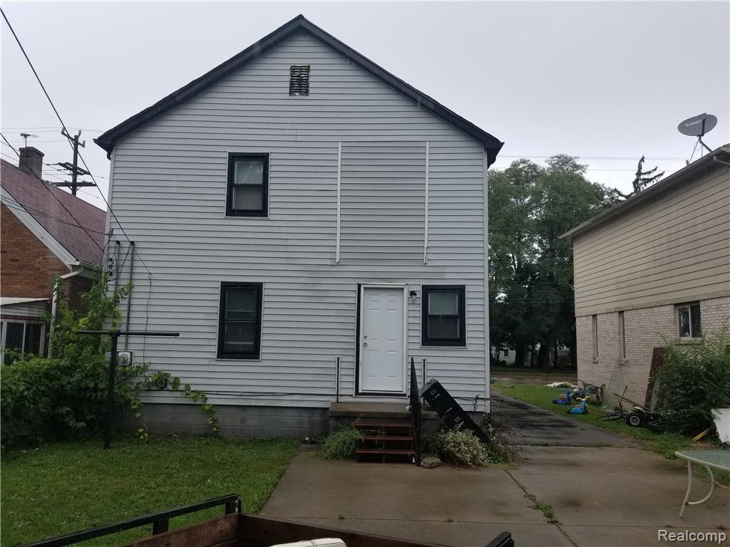 8032 Stephens Road Warren, MI 48089 - Photo 6 of 39 20180925_133257.jpg
