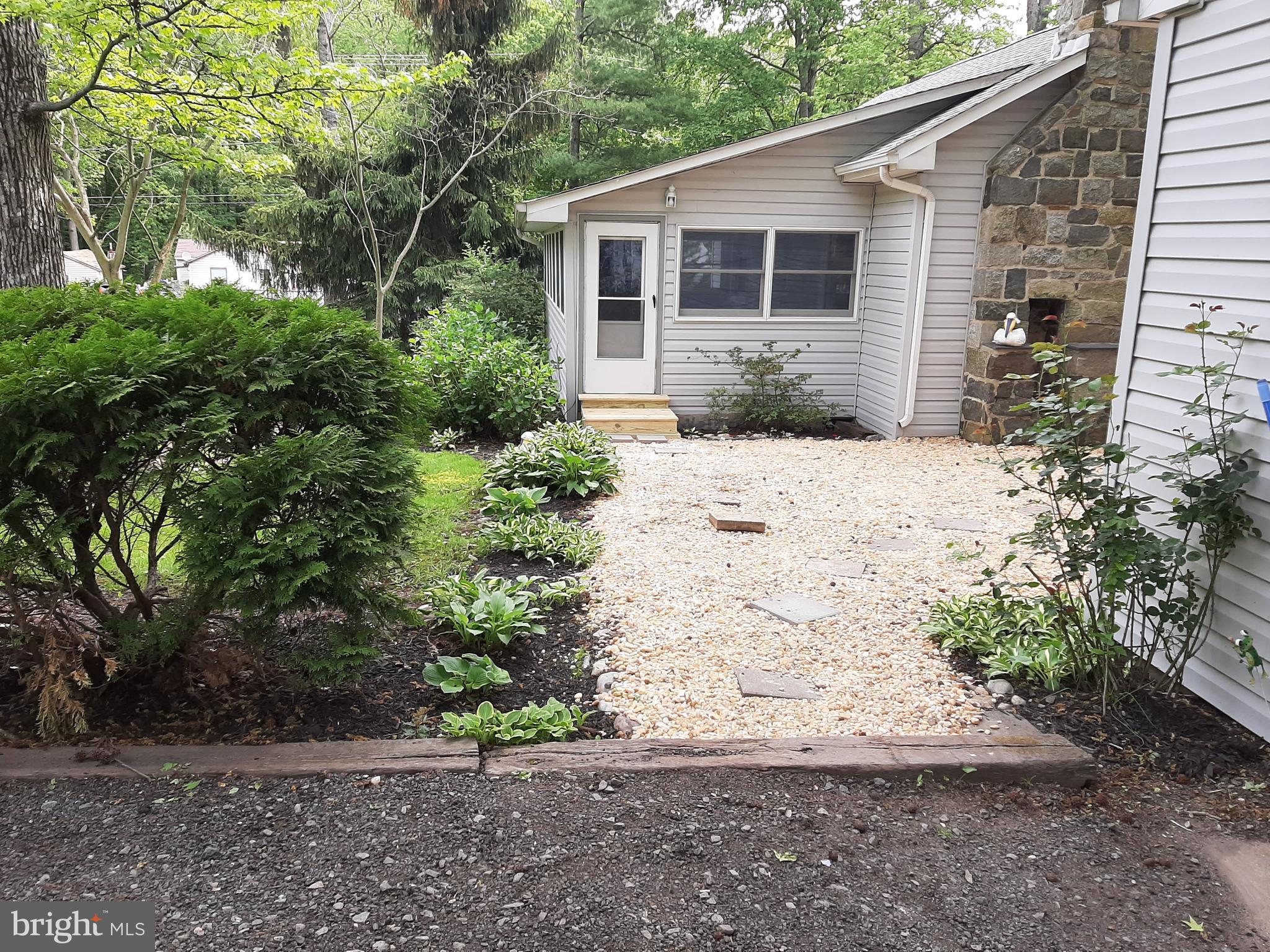 72 Woodall Road Perryville, MD 21903 - Photo 2 of 24 Walkway from driveway to house