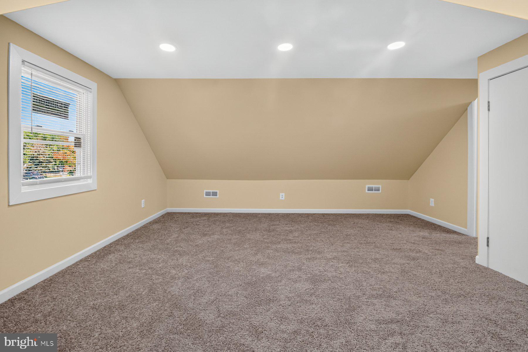 3439 Court Way Baltimore, MD 21222 - Photo 17 of 30