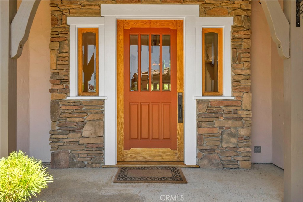 117 Frontier Way Templeton, CA 93465 - Photo 12 of 60 front view of door